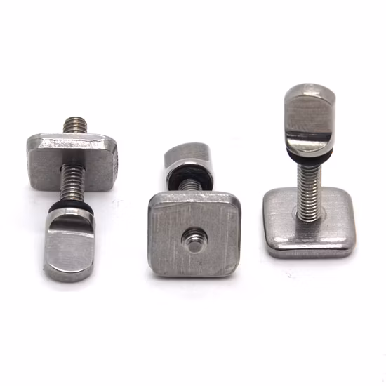 Tornillo de aleta de tiburón